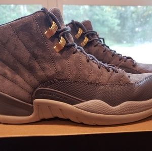 Authentic Air Jordan 12 Retro Size 9.5